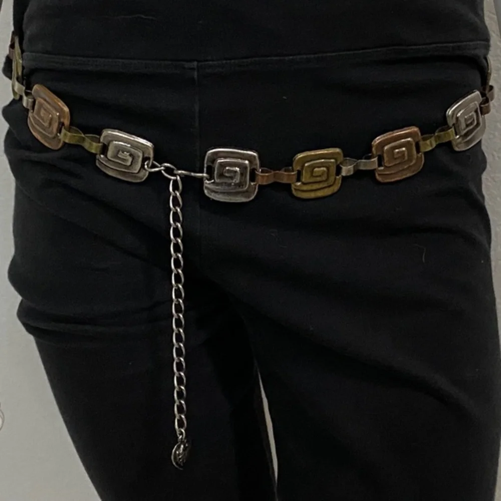 Tri-Color Metal Belt